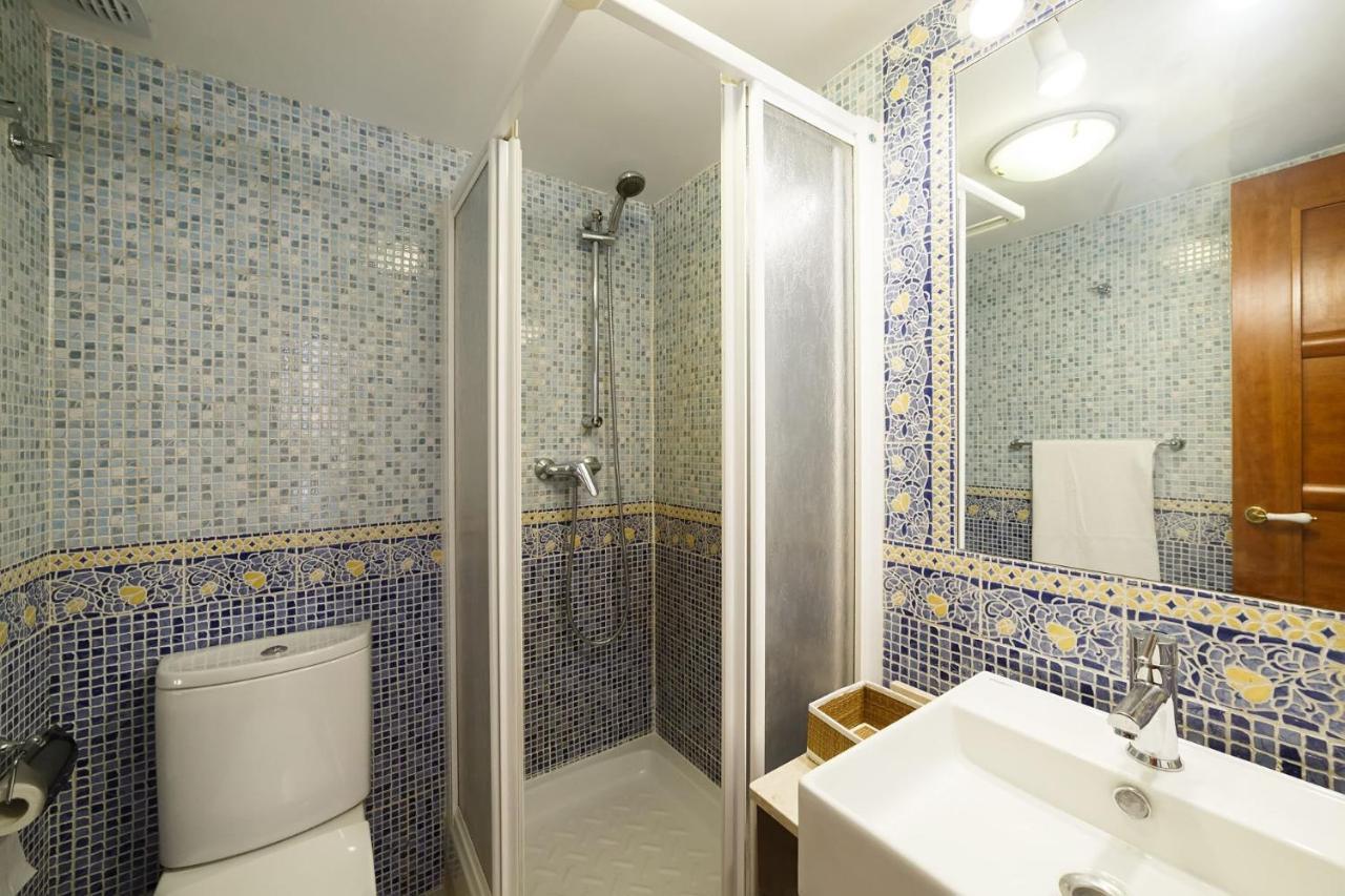 El Jardin Del Angel Olivo Apartment Madrid Exterior photo